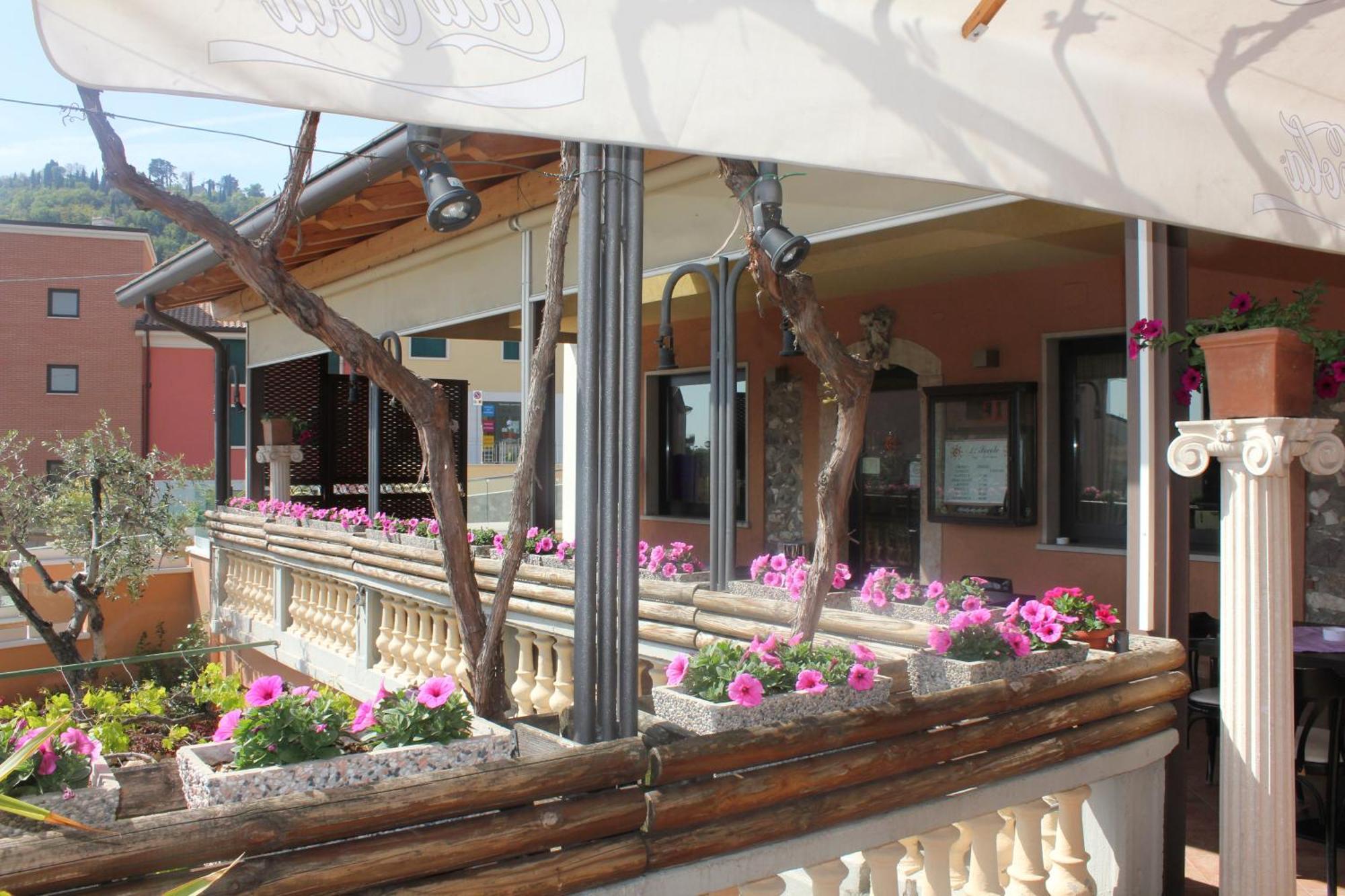 Hotel Al Sole - Enjoy Holiday Cavaion Veronese Dış mekan fotoğraf