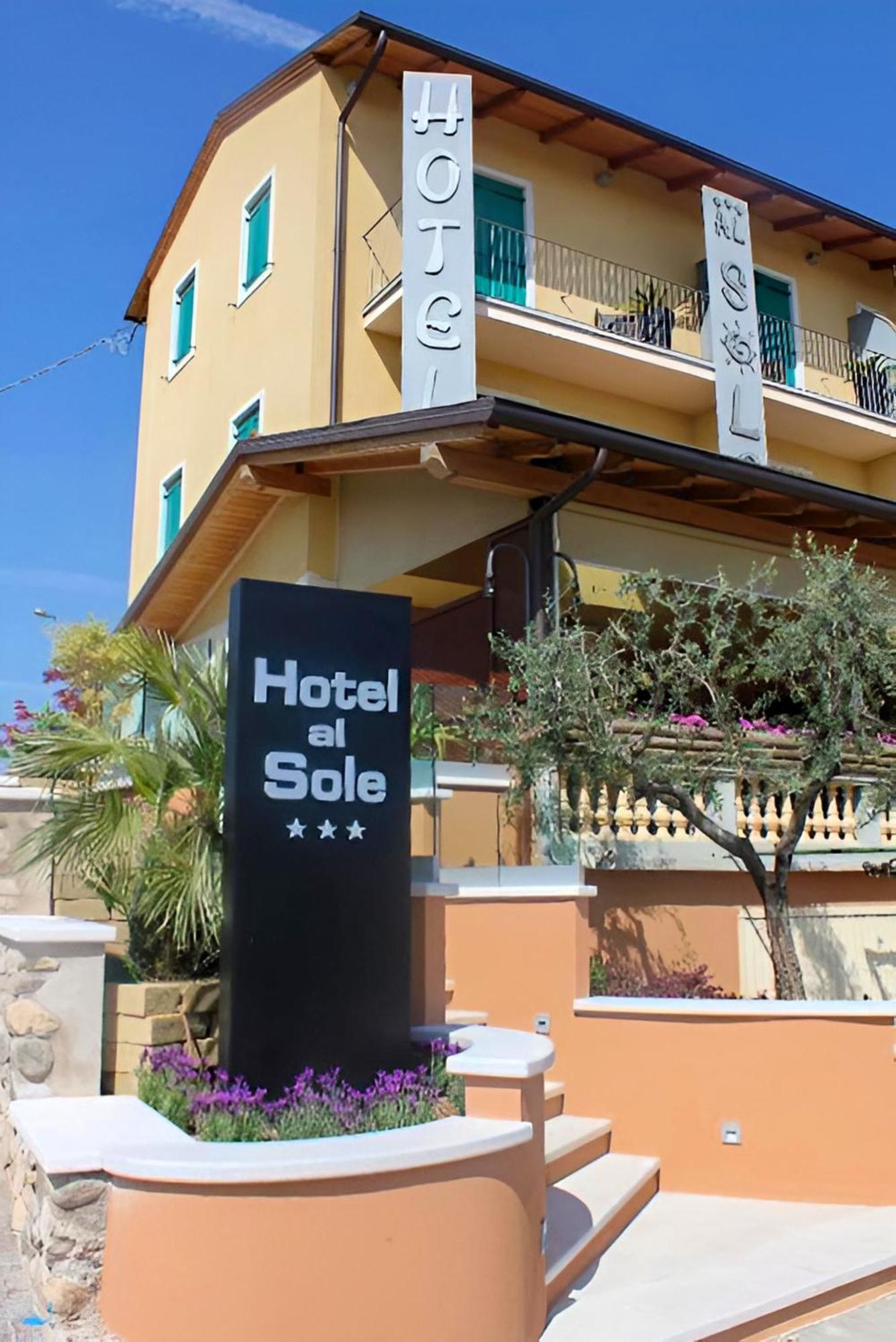 Hotel Al Sole - Enjoy Holiday Cavaion Veronese Dış mekan fotoğraf