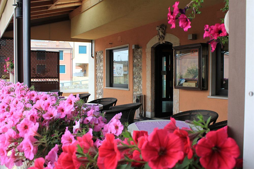 Hotel Al Sole - Enjoy Holiday Cavaion Veronese Dış mekan fotoğraf